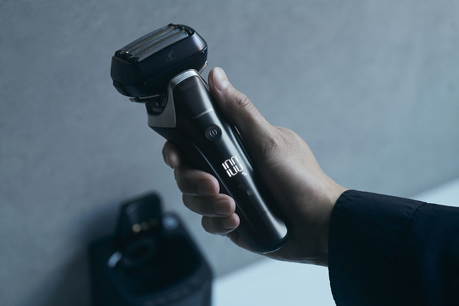 リニアシェーバー「ラムダッシュ」6枚刃シリーズ を発売