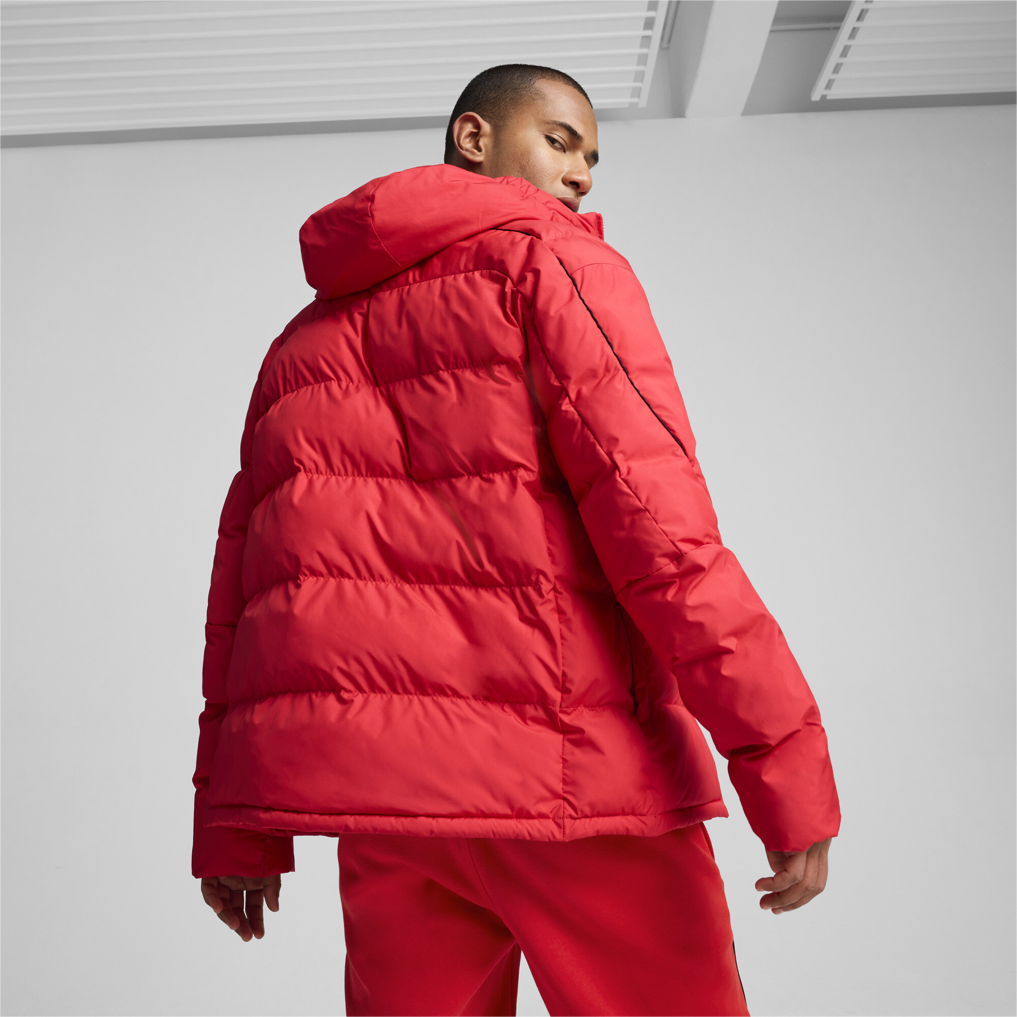 Puma Ferrari Race MT7+ EcoLITE Jacket ( 62704102 ) in Moldova for