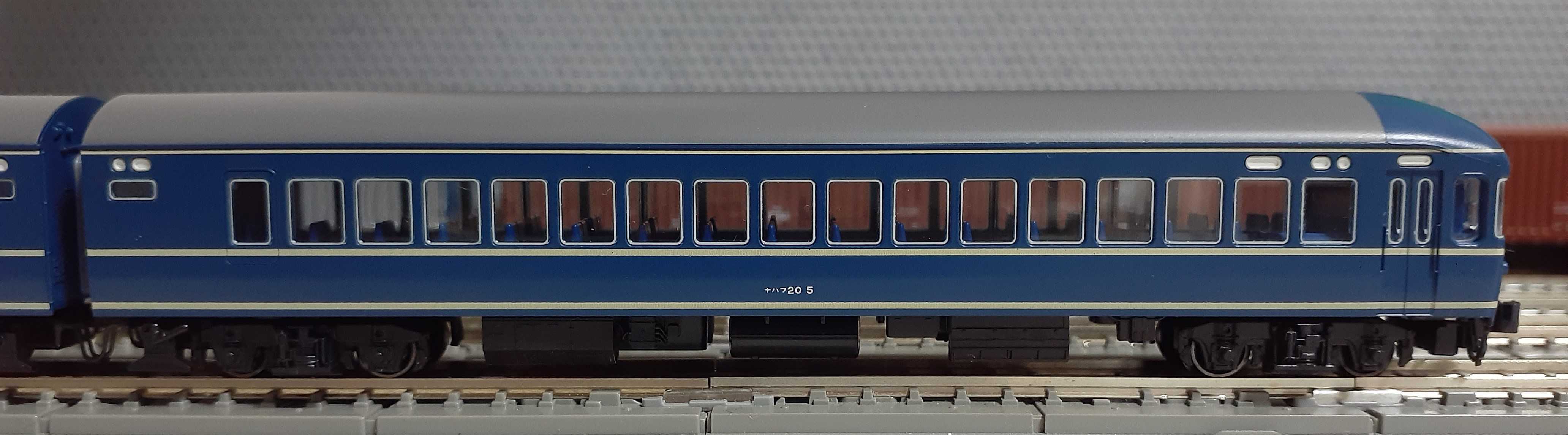 🔴入線 Kato 10-1518 20系寝台特急｢ゆうづる・はくつる｣ 8両基本ｾｯﾄ