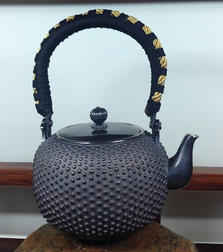 Japan Silver Kettle 日本纯银壶，湯沸銀瓶菊摘霰纹丸型– Old Village