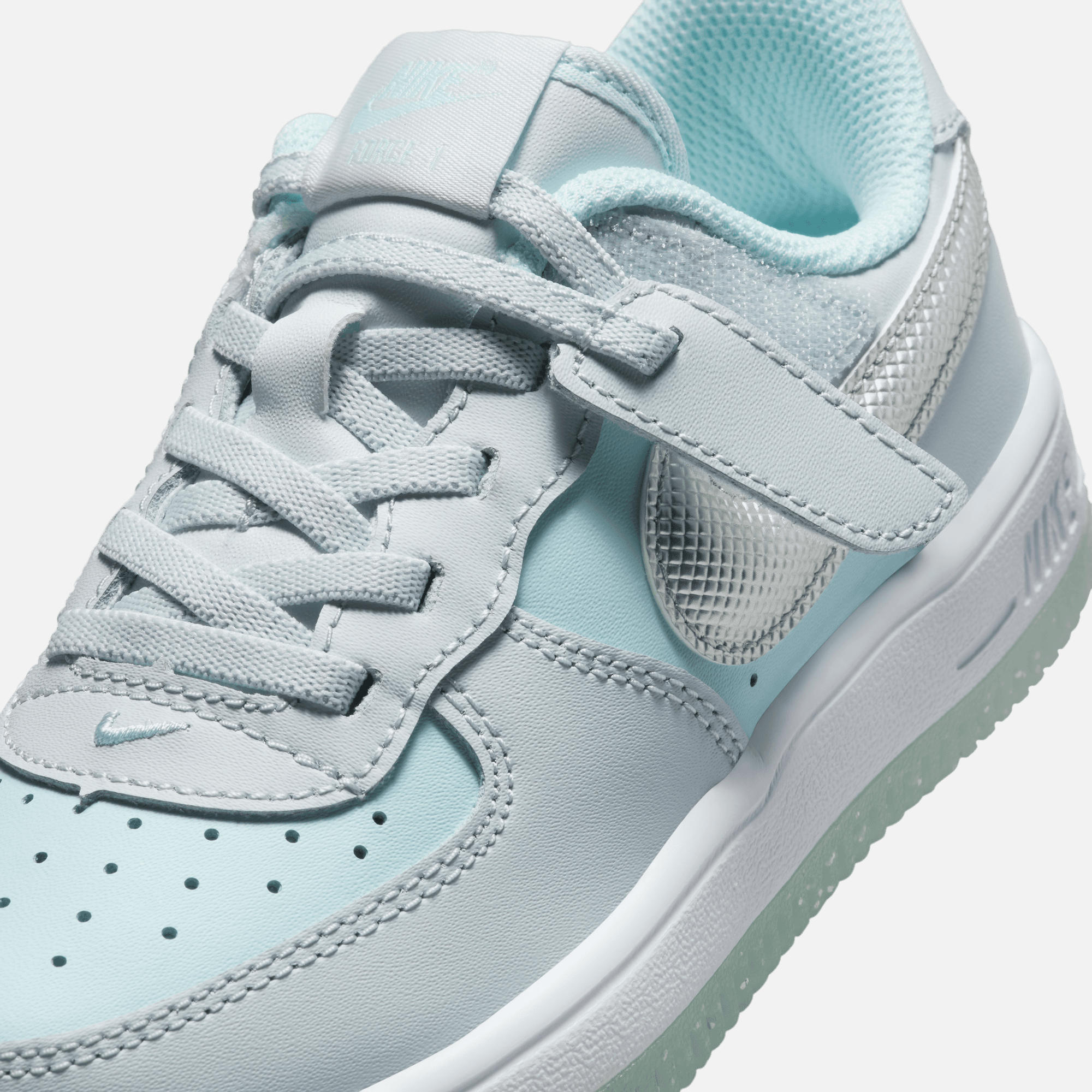 Nike Kids' Air Force 1 Low EasyOn Pure Platinum Glacier Blue (PS