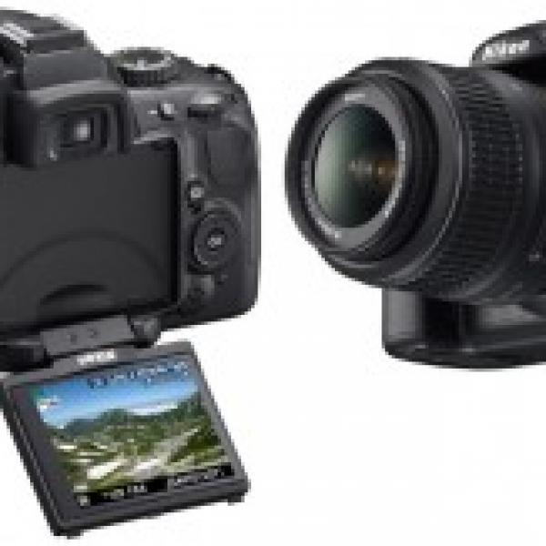 新製品】モニター角度が自由に動く、デジタル一眼レフ『ニコン D5000