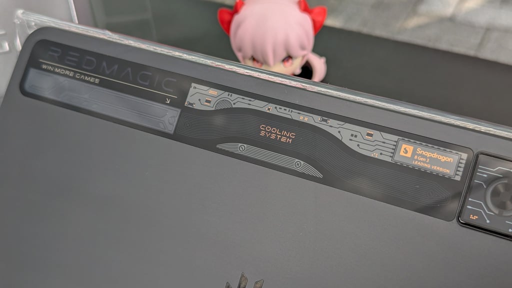 国内発売も決定したREDMAGICのゲーミングタブレット「REDMAGIC Nova