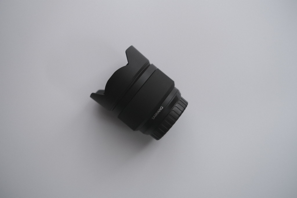 PR | 富士フイルムXマウント用 AF大口径超広角レンズ「SAMYANG AF 12mm