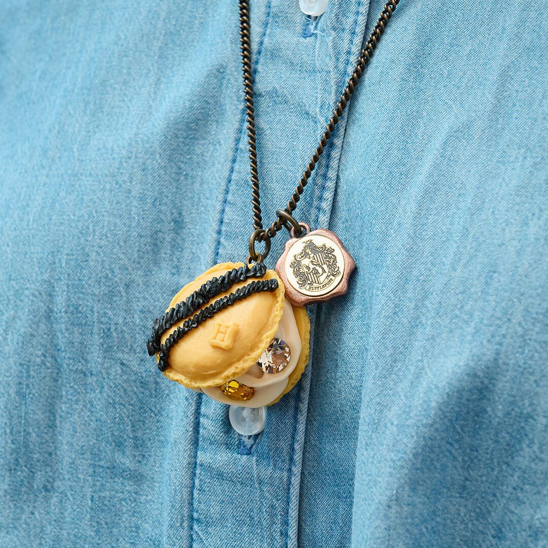 ハッフルパフ マカロン ネックレス【ハリーポッターコラボ】 | Q-pot