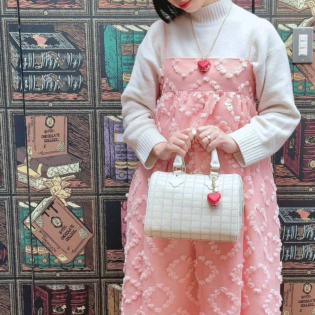 残り1点】ラブハート ストロベリーマカロン ネックレス | Q-pot