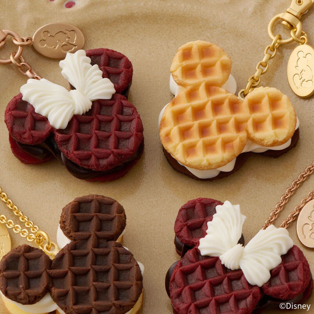 ミニーマウス/ストロベリーワッフル ネックレス | Q-pot. ONLINE SHOP