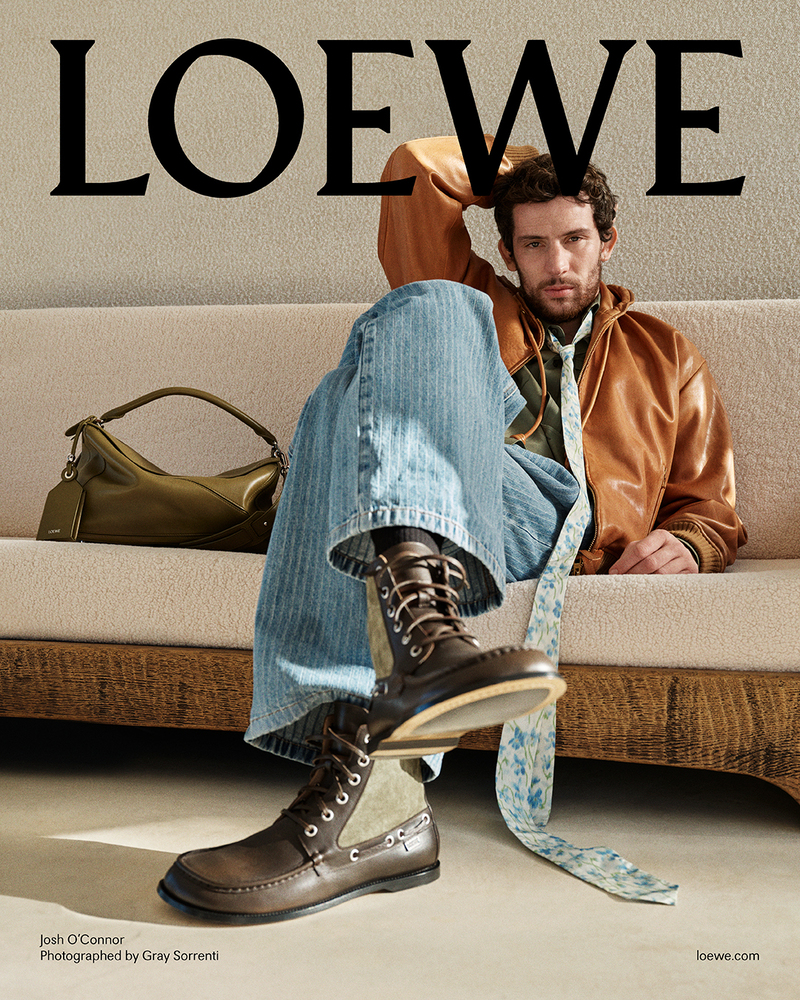 LOEWE｜FW25 Precollection campaign by Gray Sorrenti