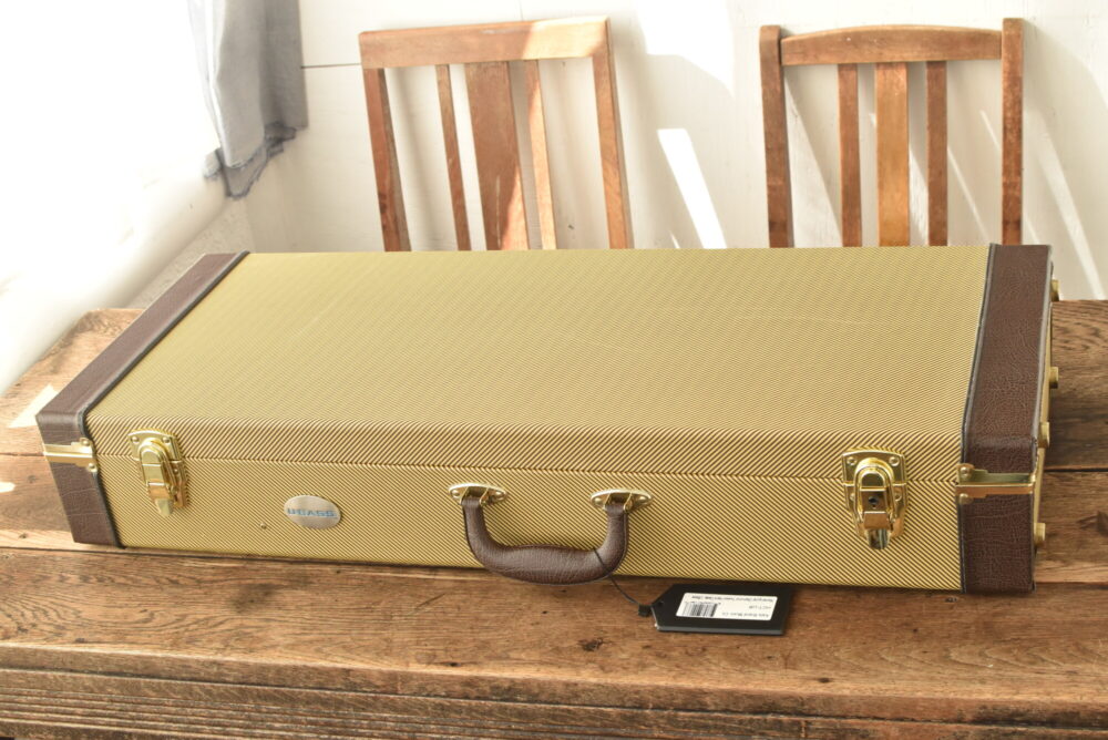 U-BASSのケース | Quiet Village