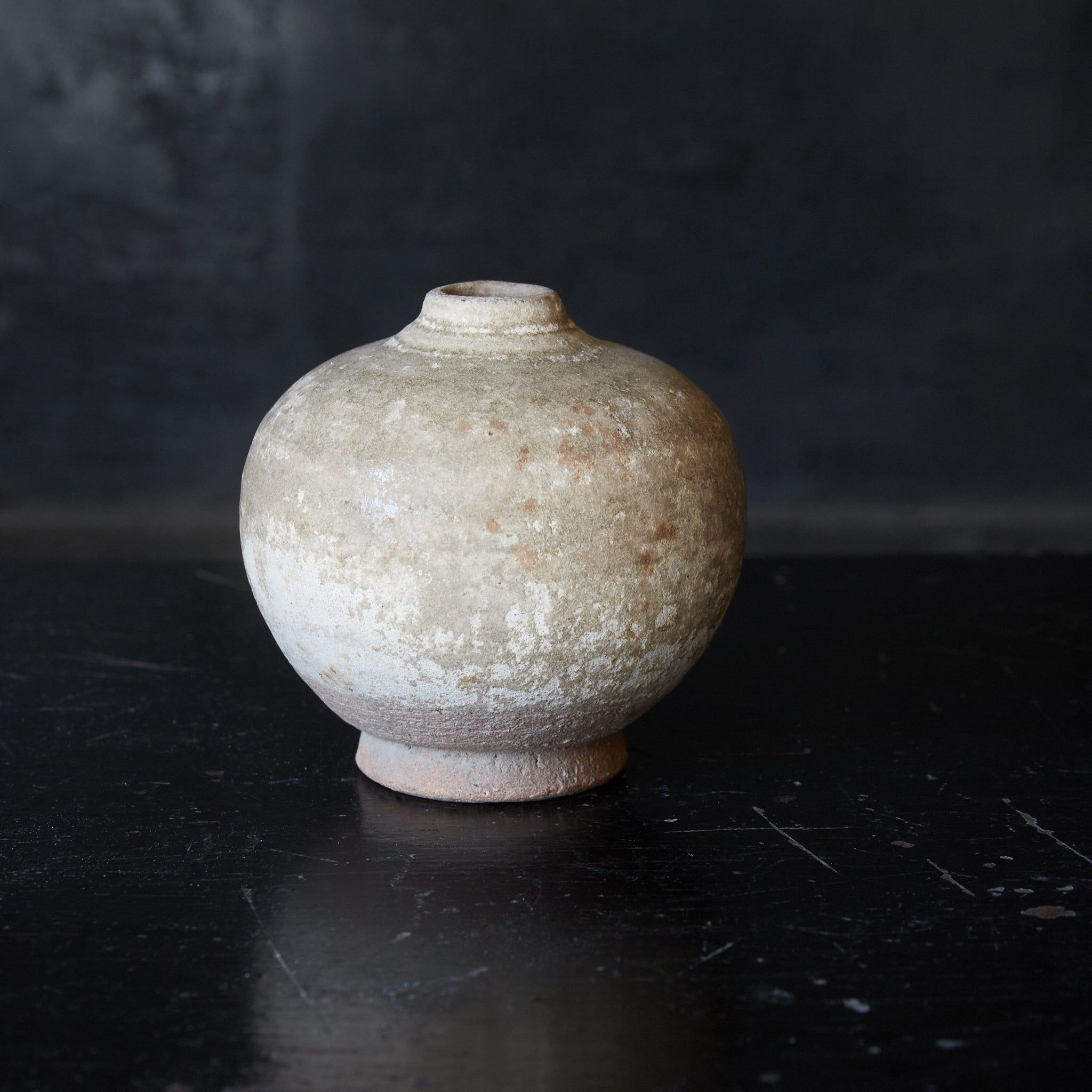 宋胡録（スンコロク） 小壺（中世：12–16世紀） | 入蘆花（ロカニイル）