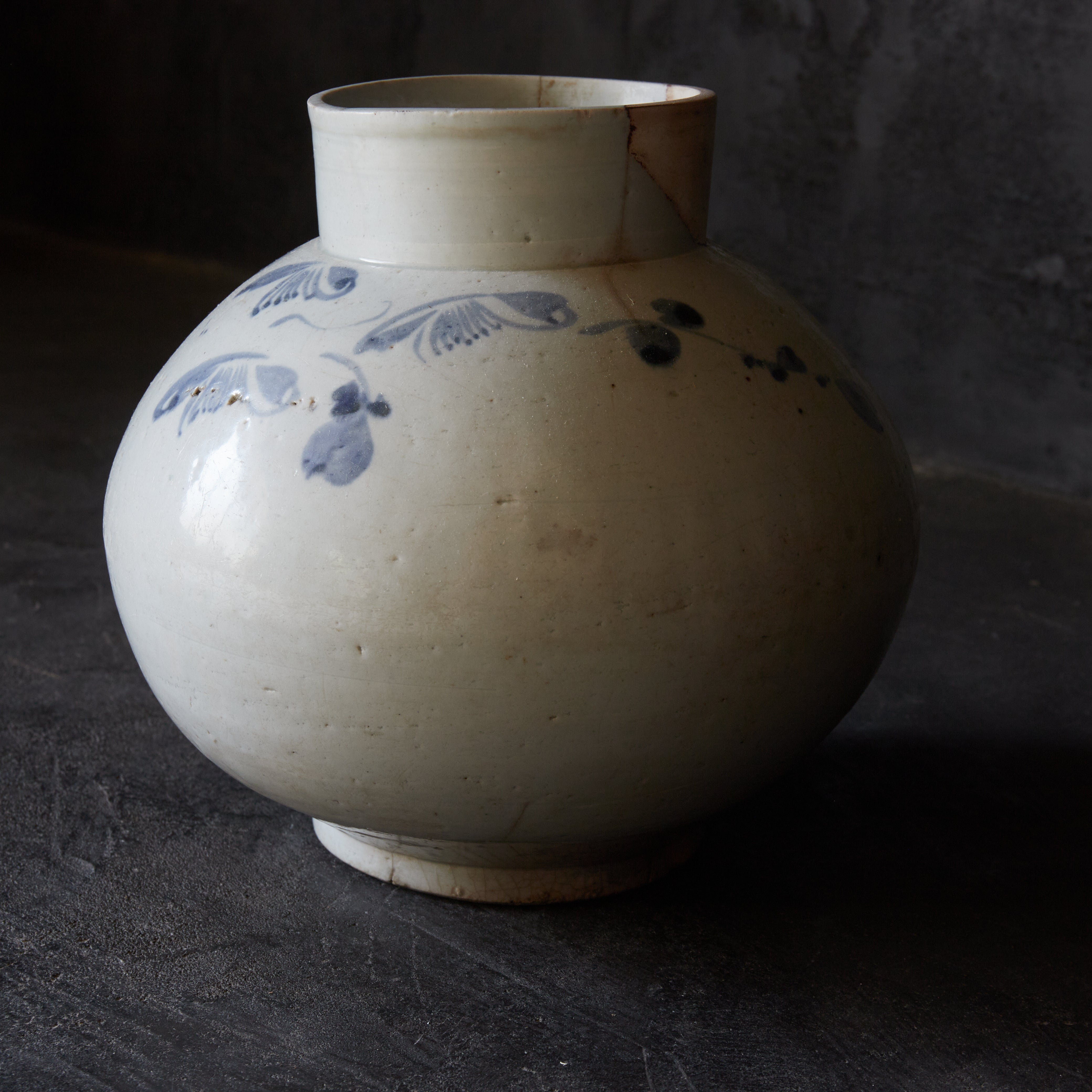 李朝 白磁青花草文壺（1392–1897CE） | 入蘆花（ロカニイル）