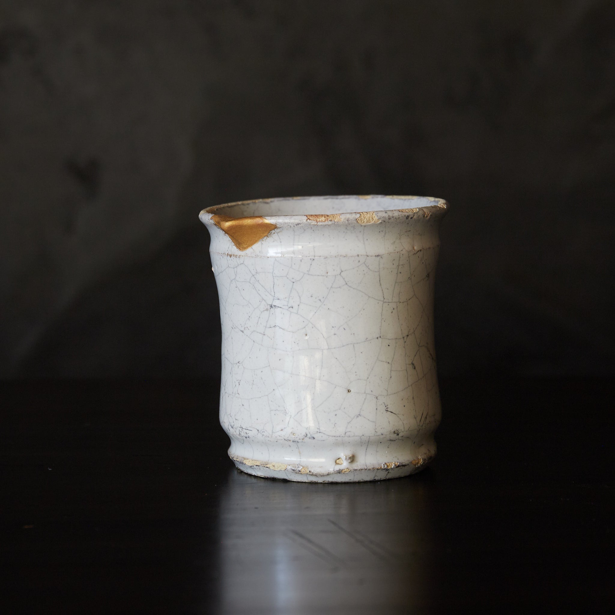 オランダアンティーク 白釉デルフト アルバレロ型金継小壺 片口みたて