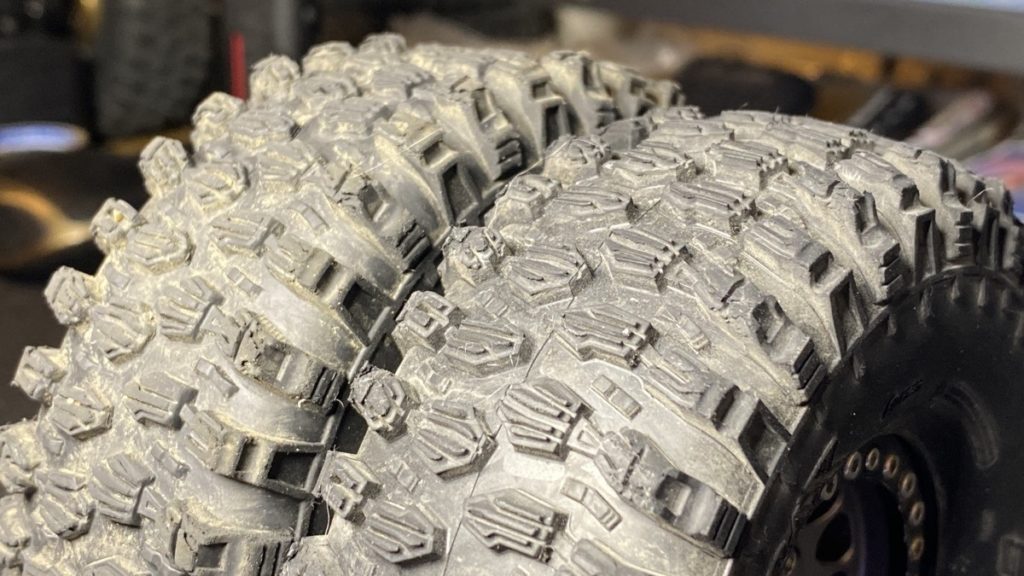 タイヤ】チャイラックス 〜 PRO-LINE HYRAX クローン | Rock'n Crawler