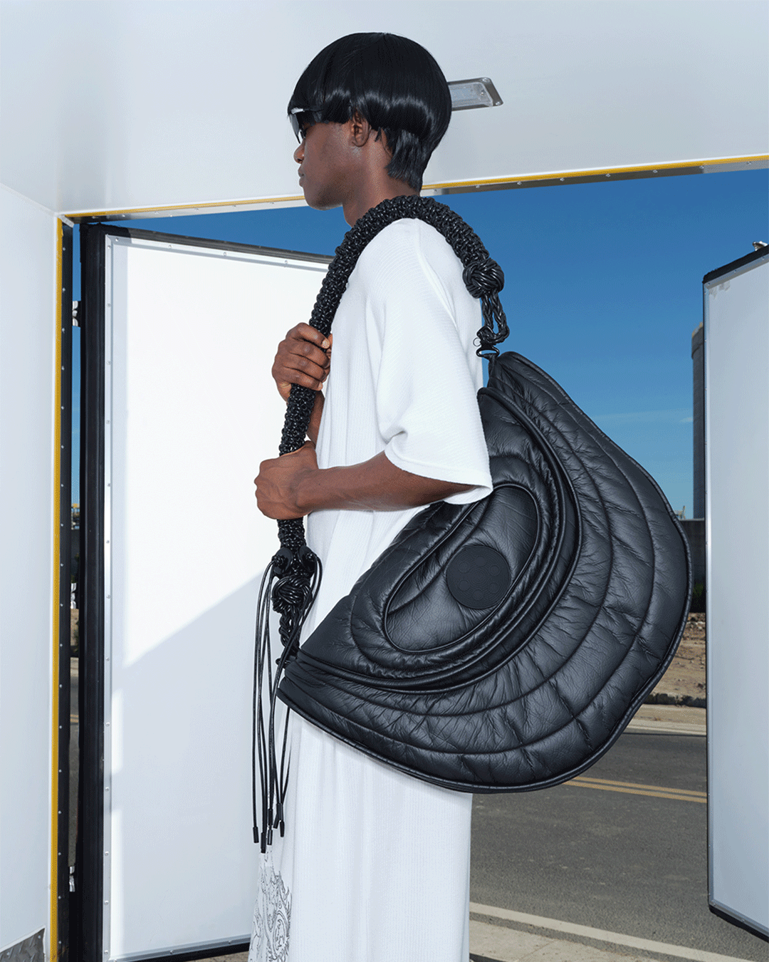 NUTEMPEROR / ナットエンペラー - PU LEATHER SOFA BAG (BLACK) | RADD