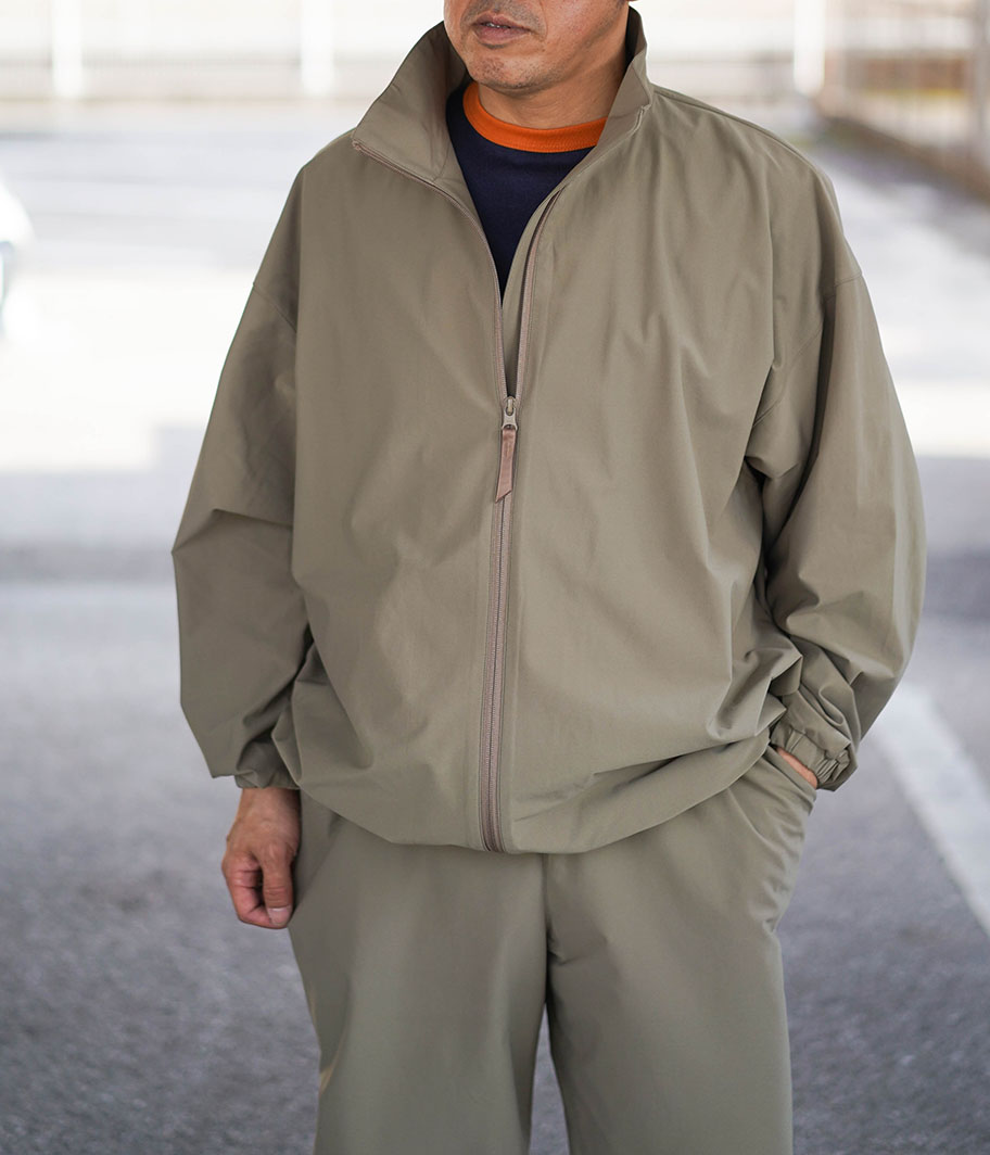 Fresh Service CORPORATE TRACK SUIT [TAN] - Fresh Service NECESSARY