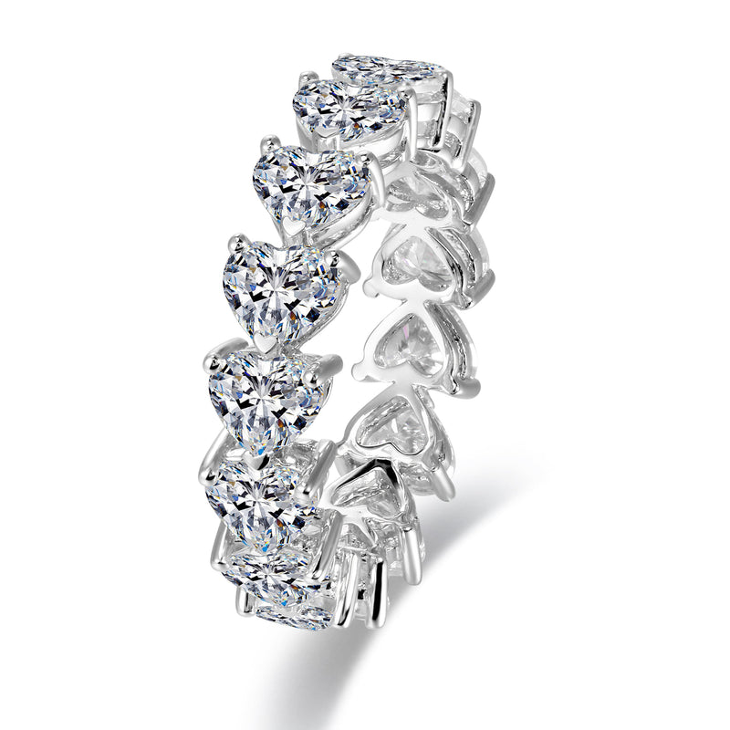 モアサナイト ハートシェイプフルエタニティリング – RADIANN