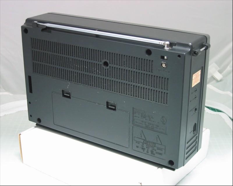 Panasonic RF-B300 (1984) - SOLD! - item number 0270323