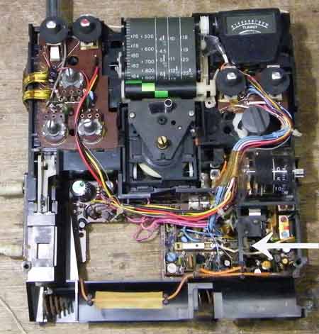 BCLラジオの修理 スカイセンサー5800の修理体験記 （ICF－5800