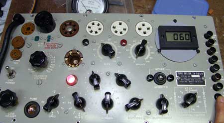 真空管試験器TV－7Dのデジタル表示化 体験記