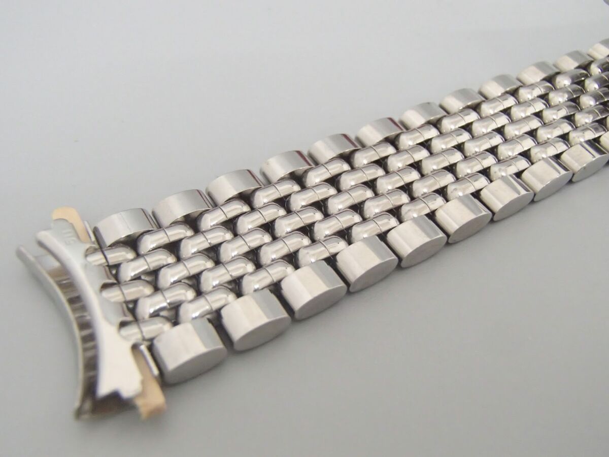 オメガであれば純正ベルトのみでも売れるって本当！？ 東京都のお客様