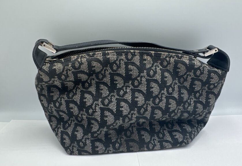 ディオールのバッグ、売らずに捨てていませんか？？ 静岡県のお客様