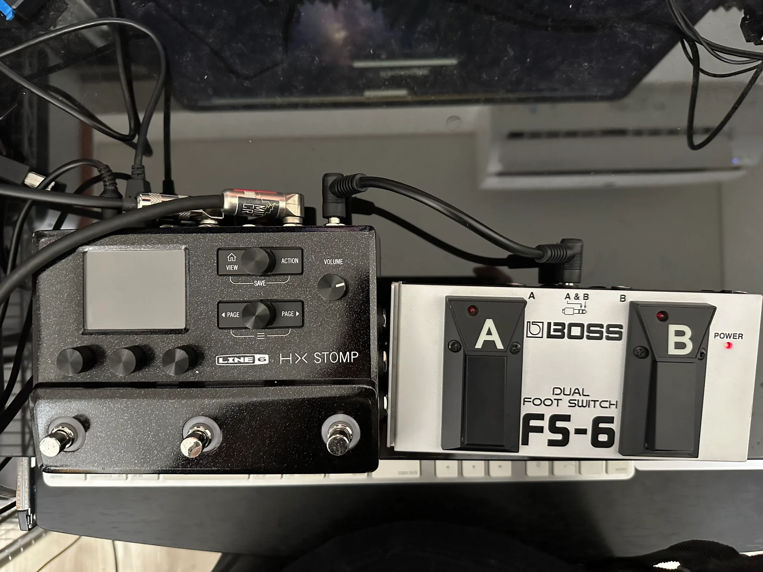 HX stompの外部フットスイッチにFS-6を使う方法 | バンドプレス