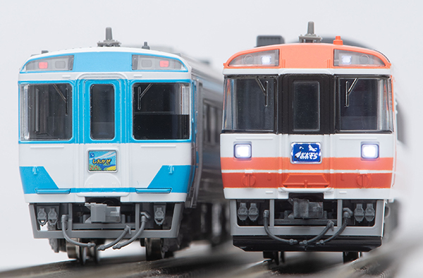 JR四国に残る国鉄型特急車 キハ185系のTOMIX製Nゲージで遊ぶ！ | 鉄道