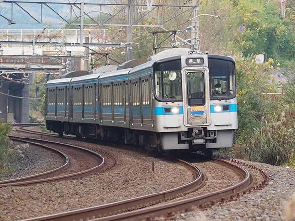 JR四国】7000系4連が快速「サンポート」に運用される【6000系の代走