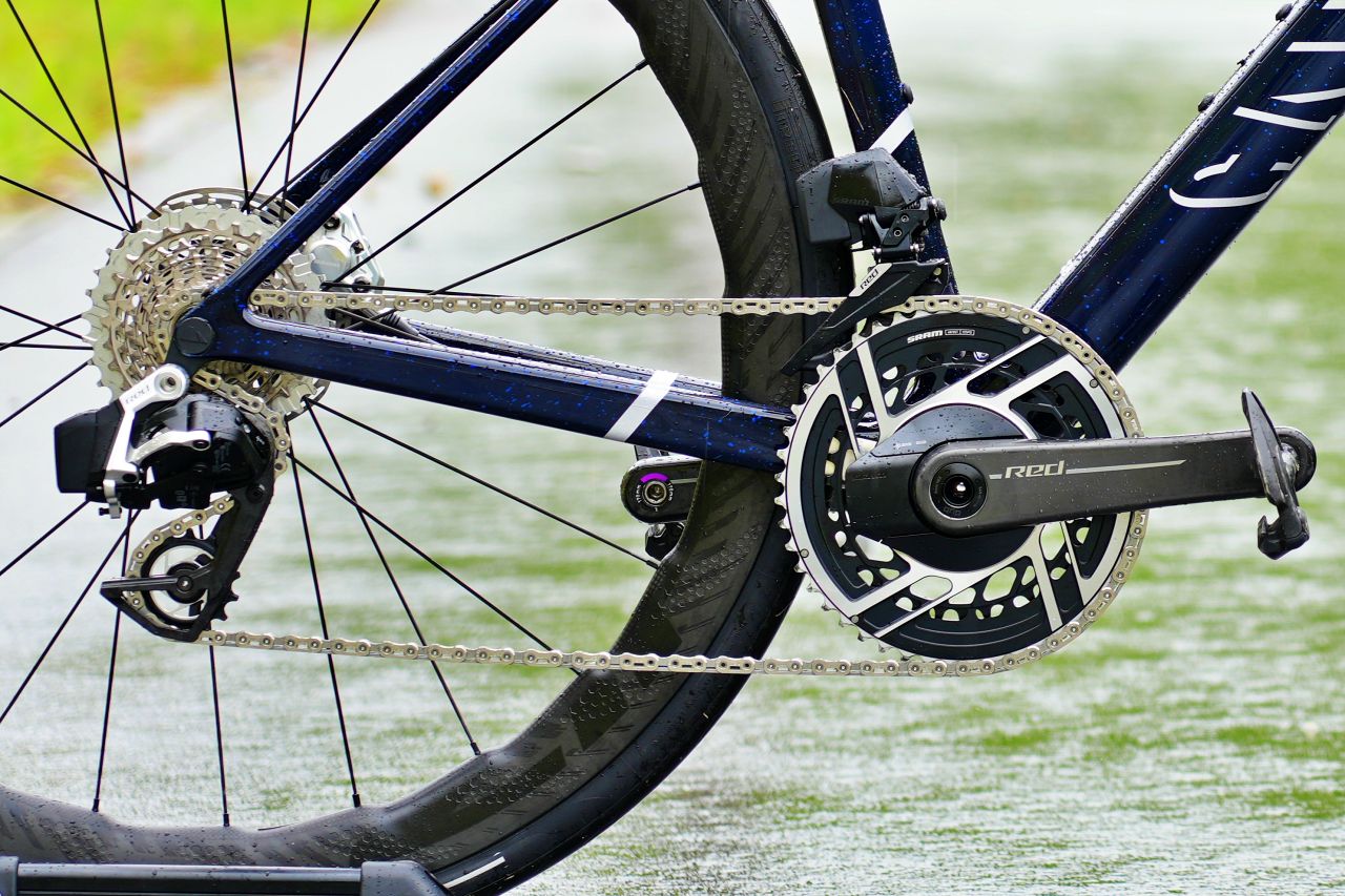 新型SRAM Red AXS E1インプレッション 正統進化は革命を起こせるか