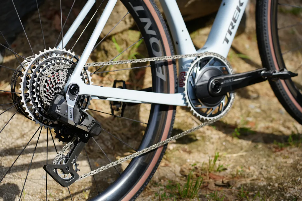 SRAM Red XPLR AXS E1レビュー 13速化トランスミッションの次世代