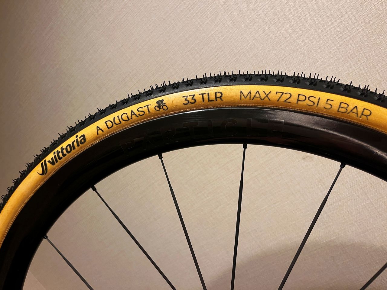 伝説の進化！A. Dugast Small Bird TLR レビュー 伝統と現代