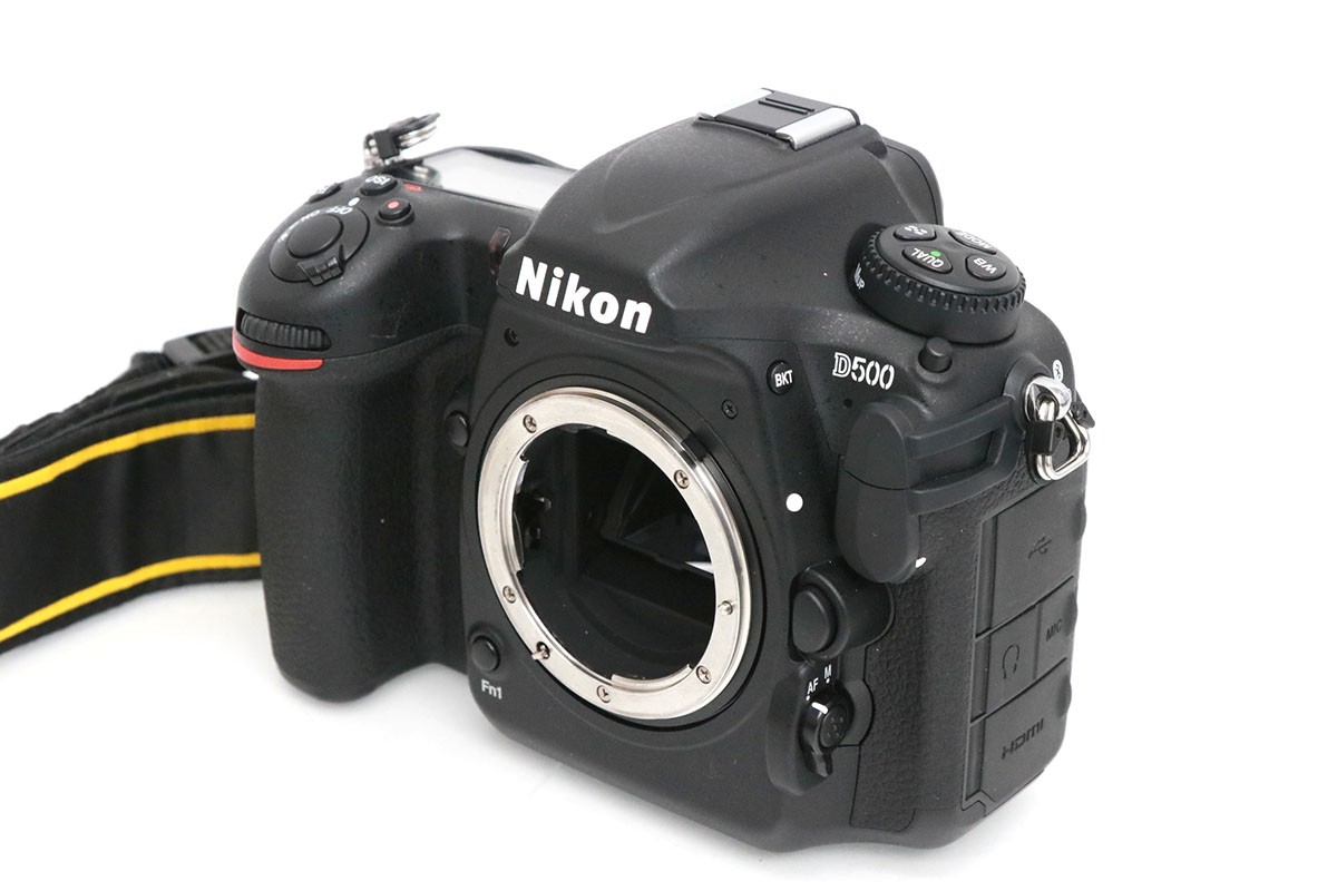 Nikon D750 デジタル一眼レフカメラ ボディ 本体のみ Nikon D750
