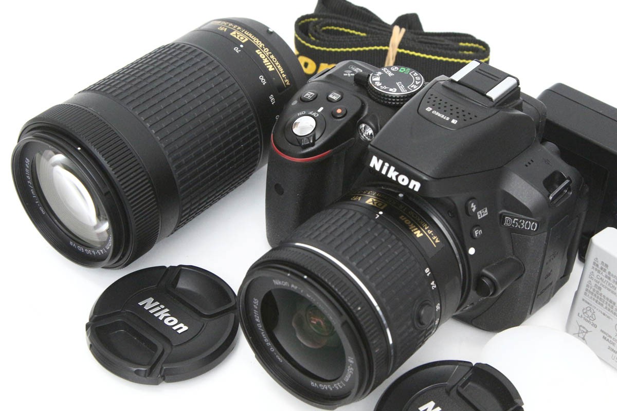 価格.com - ニコン D7000 ボディ 純正オプション