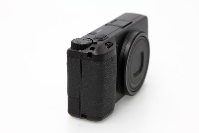 GR III シャッター回数50回以下 予備純正バッテリー付き K1385-2C4