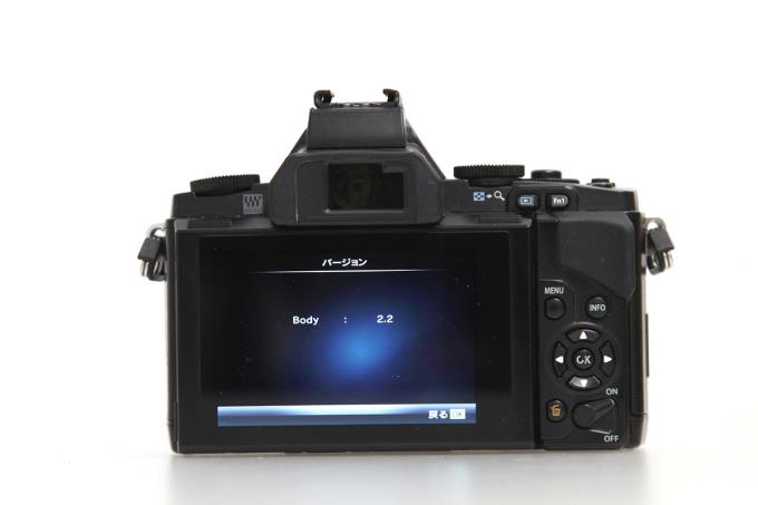 OM-D E-M5 レンズキット シャッター回数 約21100回以下 E061-2P1