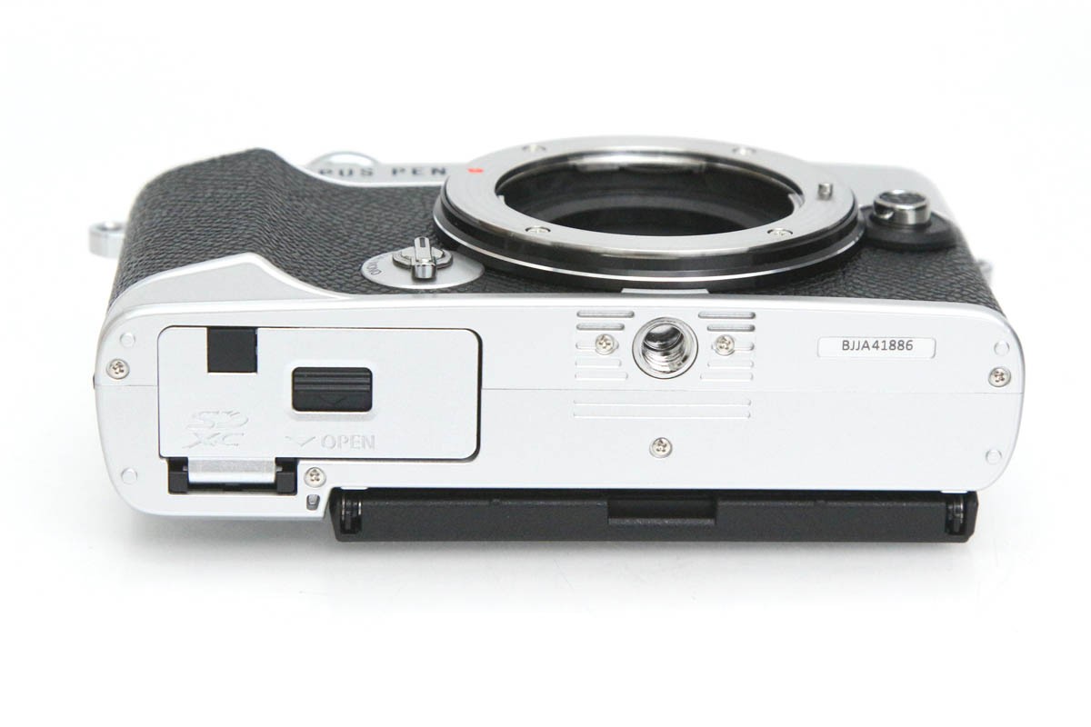 OLYMPUS PEN E-P7 ボディ [シルバー]（センサー清掃済み） CA01-R2035