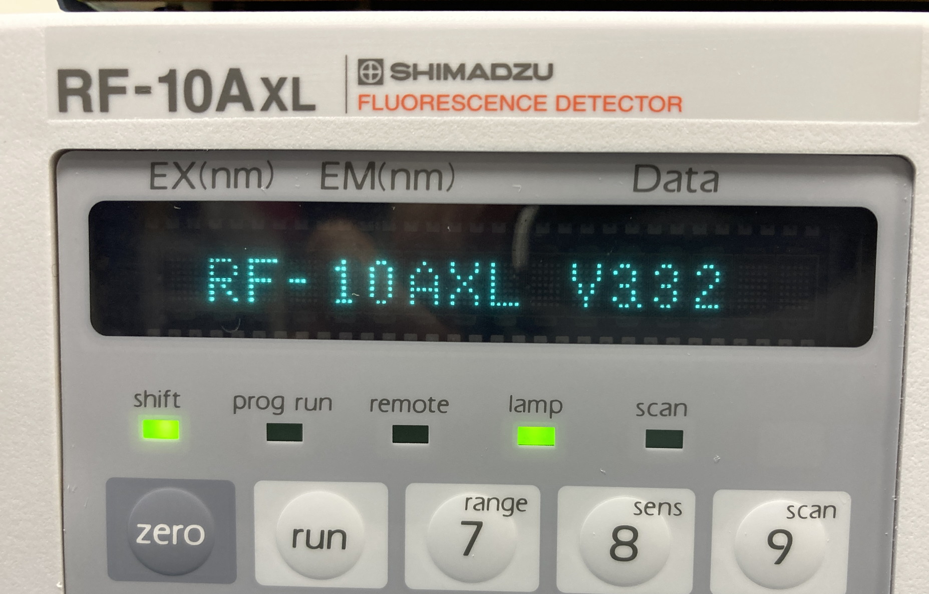 RL-516】島津製作所 液体クロマトグラフ HPLC 蛍光検出器 RF-10AXL