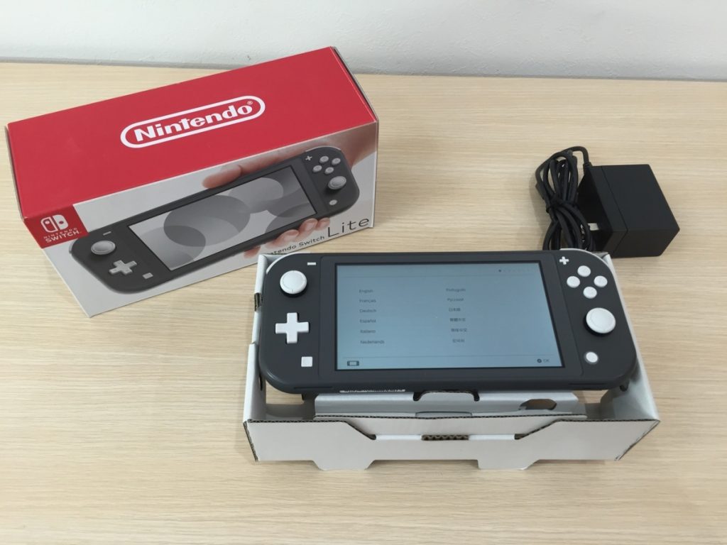 美品】Nintendo Switch Lite 本体初期化済動作確認済