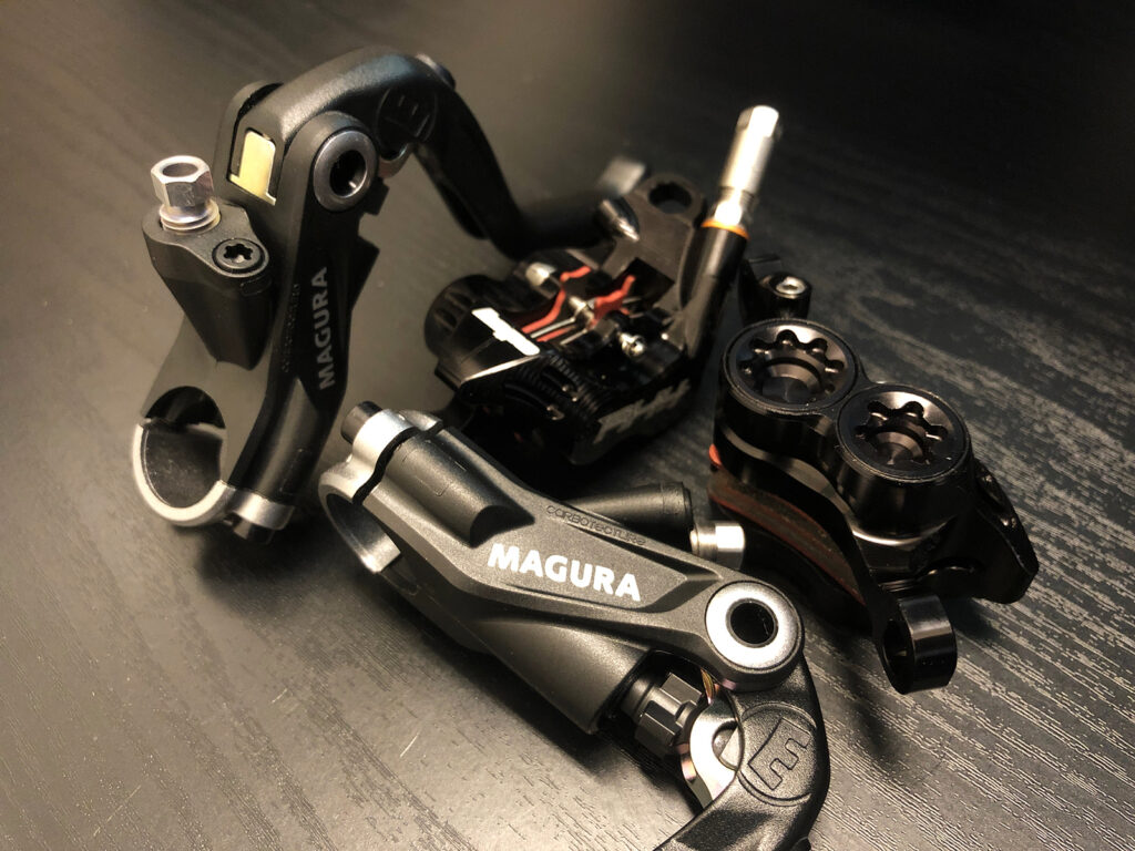 フロントキャリパーのフラットマウント化 hope RX4+ | re:codec blog