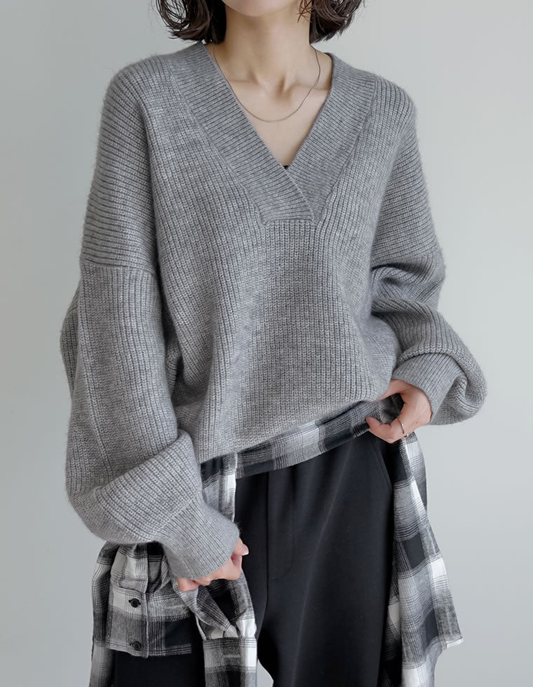 深Vネックニットプルオーバー - トップス通販 | 人気レディース
