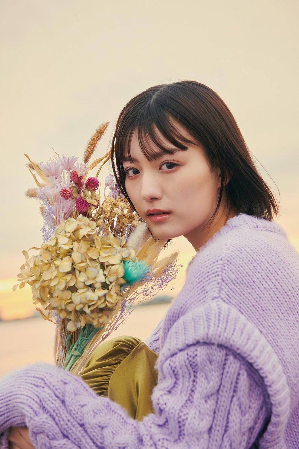 購買部限定】直筆メッセージ入りしおり付き 鶴嶋乃愛 1stフォト