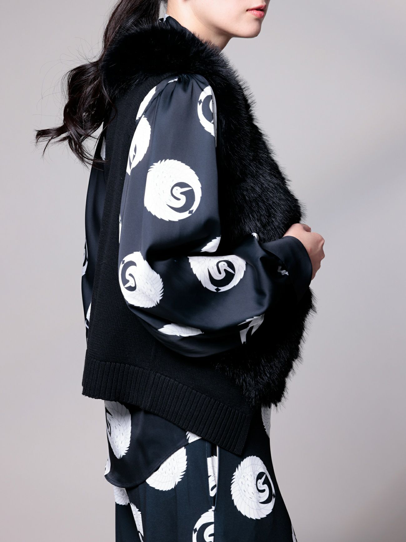 フェイクファーニットジレ | REGINA ROMANTICO（レジィーナ