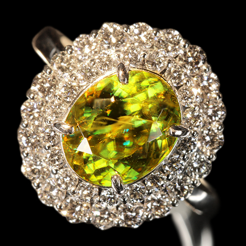 スフェーン 3.2ct ダイヤモンド 1.1ct プラチナ リング(指輪)【品質