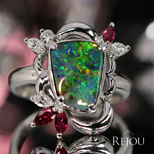 オーストラリア産ボルダーオパール 2.3ct ルビー 約0.3 ダイヤモンド