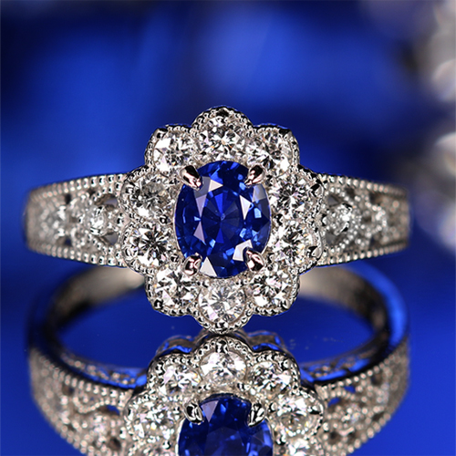 コーンフラワーブルーサファイア 0.6ct ダイヤモンド 0.5ct プラチナ