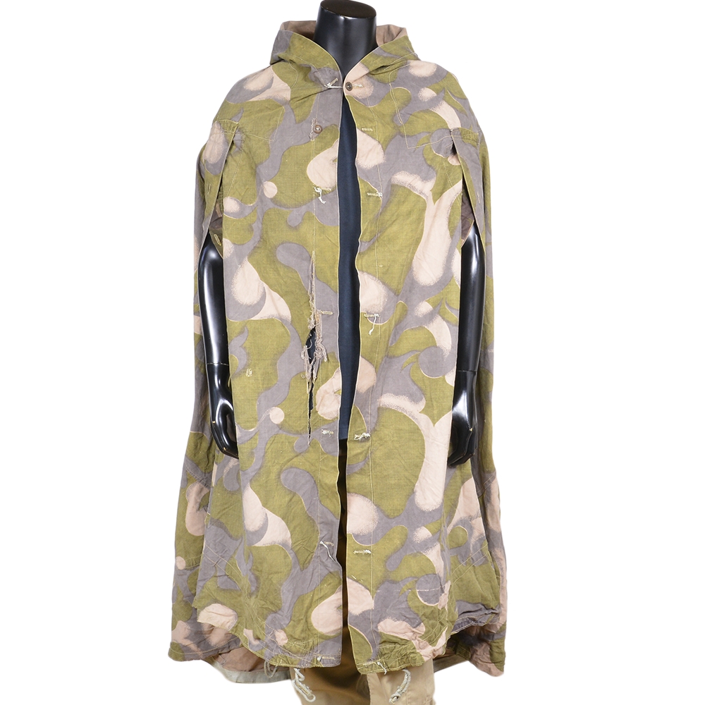 ハンガリー軍放出品 テントシート 軍幕 ハリケーン迷彩柄 扇型