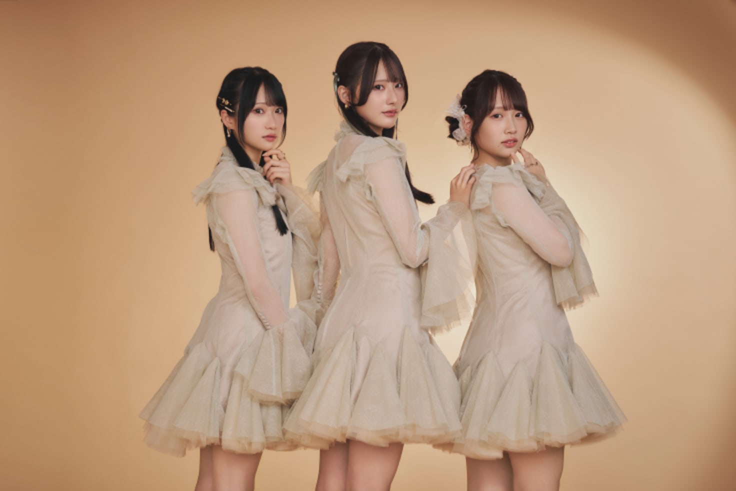 Rain Tree」センター・綾瀬ことりが涙。「人付き合いが苦手な私を