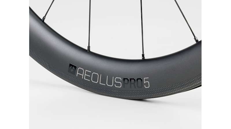 Bontrager Aeolus Pro 5 TLR Road Wheel - Trek Bikes