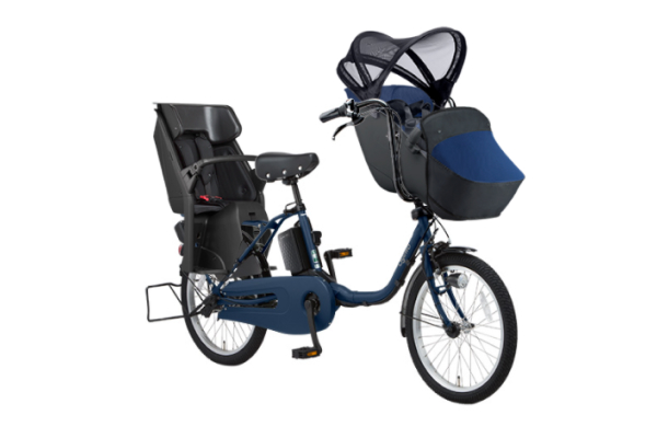 3人乗り用チャイルドシート付きギュット・クルーム・EX パナソニック