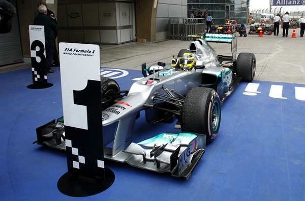 F1中国GP】決勝…ロズベルグがセンセーショナルに初優勝！ | レスポンス